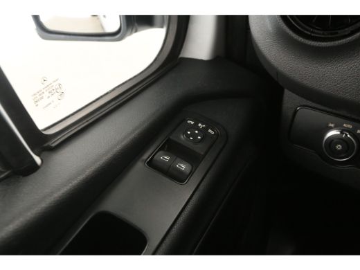 Mercedes-Benz Sprinter 315 CDI L2H2 | Airco | Camera | Cruise | Carplay | 3-Zits | Trekh. | Imperiaal | Parkeersens. ActivLease financial lease