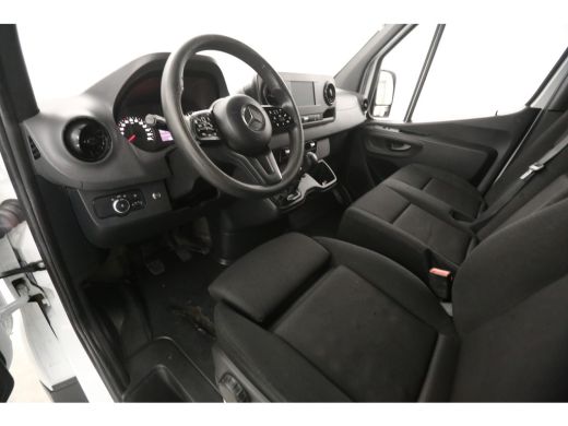 Mercedes-Benz Sprinter 315 CDI L2H2 | Airco | Camera | Cruise | Carplay | 3-Zits | Trekh. | Imperiaal | Parkeersens. ActivLease financial lease