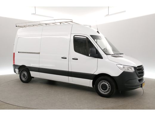 Mercedes-Benz Sprinter 315 CDI L2H2 | Airco | Camera | Cruise | Carplay | 3-Zits | Trekh. | Imperiaal | Parkeersens. ActivLease financial lease