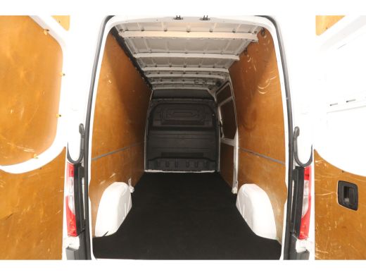 Mercedes-Benz Sprinter 315 CDI L2H2 | Airco | Camera | Cruise | Carplay | 3-Zits | Trekh. | Imperiaal | Parkeersens. ActivLease financial lease