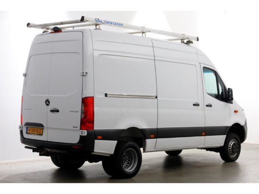 Mercedes-Benz Sprinter 519 3.0 CDI V6 L2H2 4X4 ZG3 Airco/Camera/Trekhaak 3500kg/Inrichting 12-2019 ActivLease financial lease