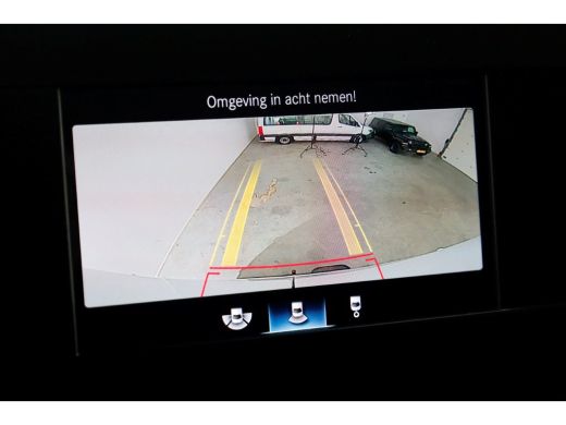 Mercedes-Benz Sprinter 519 3.0 CDI V6 L2H2 4X4 ZG3 Airco/Camera/Trekhaak 3500kg/Inrichting 12-2019 ActivLease financial lease