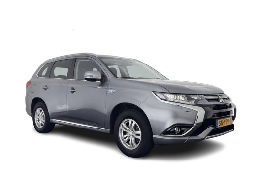 Mitsubishi Outlander 2.0 PHEV (Plug-In) Pure (INCL-BTW) Aut. *LEATHER-MICROFIBRE | COMFORTSEATS | CARPLAY | CAMERA | D...