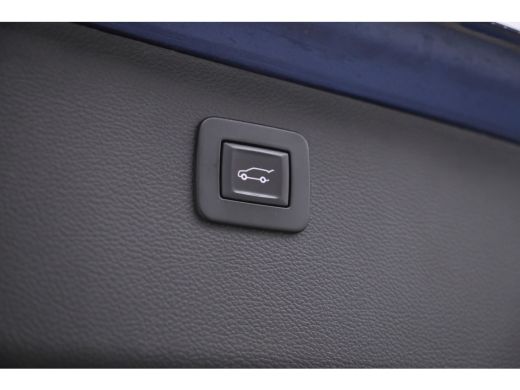 Opel Astra Sports Tourer 1.5 CDTI Elegance Navigatie, schuifdak, Halfleder, Trekhaak, Climate, ActivLease financial lease