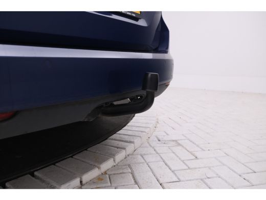 Opel Astra Sports Tourer 1.5 CDTI Elegance Navigatie, schuifdak, Halfleder, Trekhaak, Climate, ActivLease financial lease