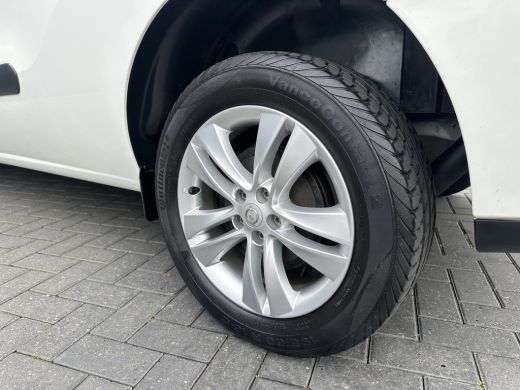 Opel Combo 1.3 CDTi E6 / L2H1 / SPORT / 1e EIG. / BOTT INRICHTING / CRUISE / AIRCO / LICHTMETAAL ActivLease financial lease