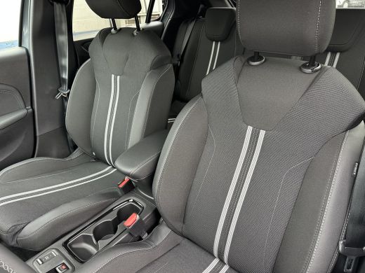 Opel Corsa GS | Achteruitrijcamera 180° | Dode hoek waarschuwing | Draadloze Apple Carplay en Android Auto ActivLease financial lease