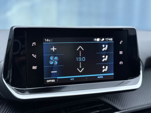 Peugeot 208 1.2 PureTech Allure | Airco (automatisch) | Apple Carplay/Android Auto|telefoonintegratie premium... ActivLease financial lease