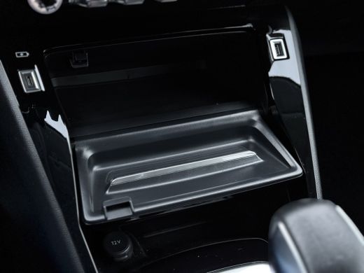 Peugeot 208 1.2 PureTech Allure | Airco (automatisch) | Apple Carplay/Android Auto|telefoonintegratie premium... ActivLease financial lease