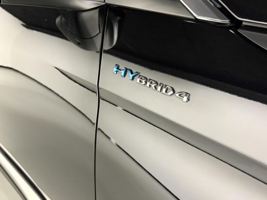 Peugeot 3008 1.6 plug-in HYbrid4 300pk Allure|4X4|Camera|Carplay|Navi|PDC|Side assist|Lane Assist| ActivLease financial lease