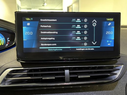 Peugeot 3008 1.6 plug-in HYbrid4 300pk Allure|4X4|Camera|Carplay|Navi|PDC|Side assist|Lane Assist| ActivLease financial lease