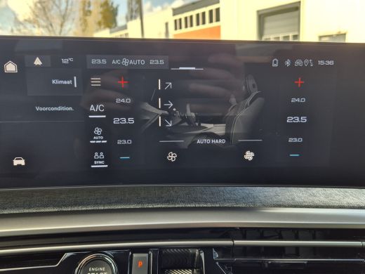 Peugeot e-3008 Allure Avantage | 210PK 73 kWh | Achteruitrijcamera | Parkeersensoren achter | Panoramic Navigati... ActivLease financial lease