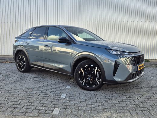 Peugeot e-3008 Allure Avantage | 210PK 73 kWh | Achteruitrijcamera | Parkeersensoren achter | Panoramic Navigati... ActivLease financial lease