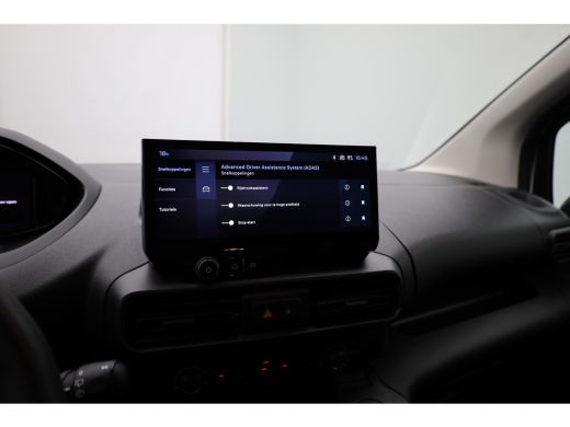 Peugeot Partner 1.5 BlueHDi 100 S&S L1 Trekhaak | Digitale binnenspiegel | Camera | All-Season banden | Cruise | ... ActivLease financial lease