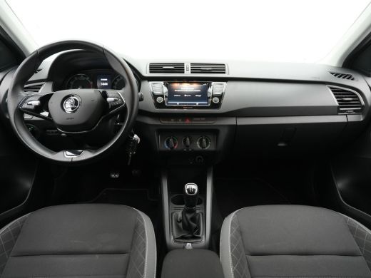 Skoda Fabia Combi 1.0 TSI 95pk Ambition Navi via app Pdc Cruise Privacy glas 8 ActivLease financial lease