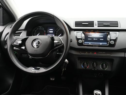 Skoda Fabia Combi 1.0 TSI 95pk Ambition Navi via app Pdc Cruise Privacy glas 8 ActivLease financial lease