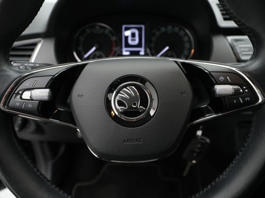 Skoda Fabia Combi 1.0 TSI 95pk Ambition Navi via app Pdc Cruise Privacy glas 8 ActivLease financial lease