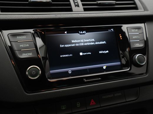 Skoda Fabia Combi 1.0 TSI 95pk Ambition Navi via app Pdc Cruise Privacy glas 8 ActivLease financial lease