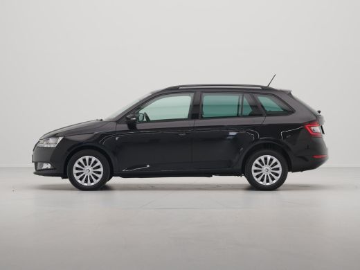 Skoda Fabia Combi 1.0 TSI 95pk Ambition Navi via app Pdc Cruise Privacy glas 8 ActivLease financial lease