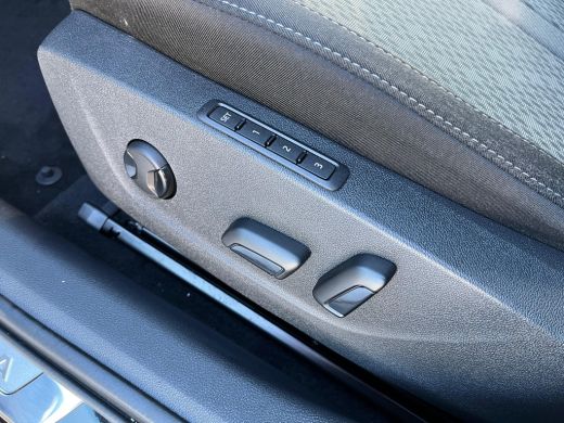 Skoda Octavia Combi 1.4 204PK TSI iV PHEV Business Edition Plus | ACC | Navigatie | Verwamde stoelen V+A | Acht... ActivLease financial lease