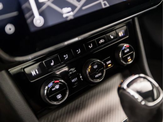 Skoda Superb Combi 1.4 TSI iV Sportline 218Pk Automaat (PANORAMADAK, VIRTUAL COCKPIT, APPLE CARPLAY, LEDER/ALC... ActivLease financial lease