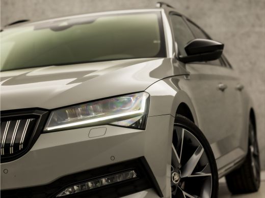 Skoda Superb Combi 1.4 TSI iV Sportline 218Pk Automaat (PANORAMADAK, VIRTUAL COCKPIT, APPLE CARPLAY, LEDER/ALC... ActivLease financial lease