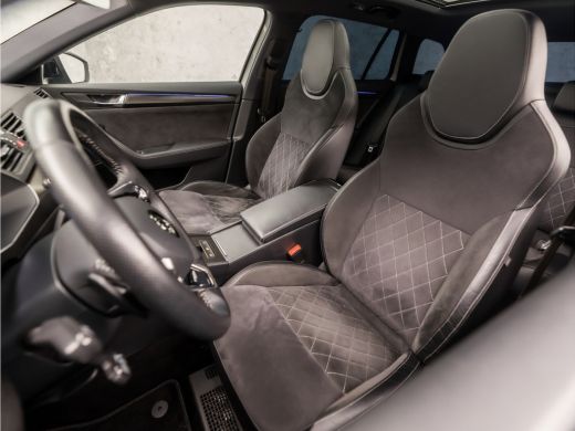 Skoda Superb Combi 1.4 TSI iV Sportline 218Pk Automaat (PANORAMADAK, VIRTUAL COCKPIT, APPLE CARPLAY, LEDER/ALC... ActivLease financial lease