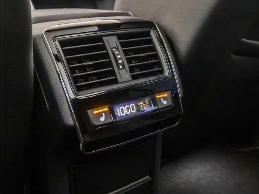 Skoda Superb Combi 1.4 TSI iV Sportline 218Pk Automaat (PANORAMADAK, VIRTUAL COCKPIT, APPLE CARPLAY, LEDER/ALC... ActivLease financial lease