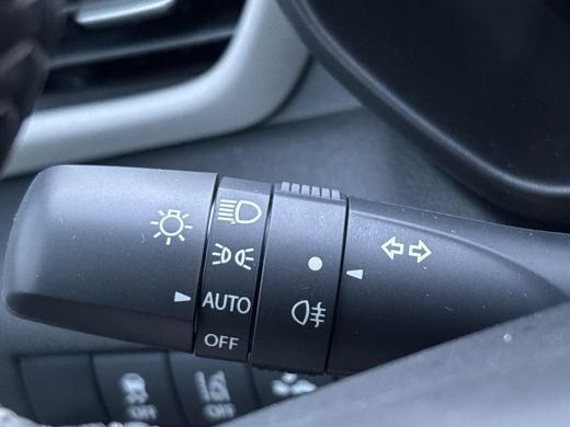 Suzuki Swift 1.2 Style Smart Hybrid Climate Control | Navigatiesysteem | Adaptieve Cruise Control | Stoelverwa... ActivLease financial lease