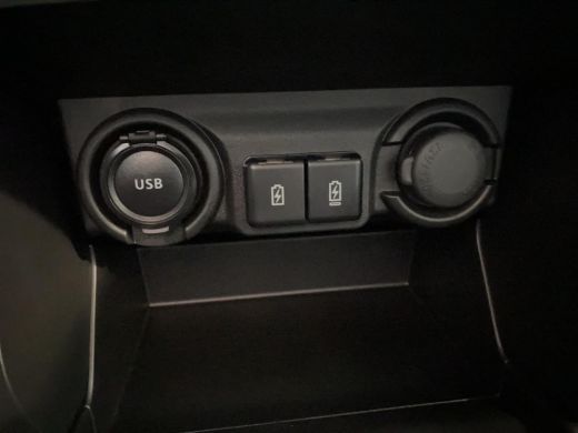 Suzuki Swift 1.2 Style Smart Hybrid Climate Control | Navigatiesysteem | Adaptieve Cruise Control | Stoelverwa... ActivLease financial lease