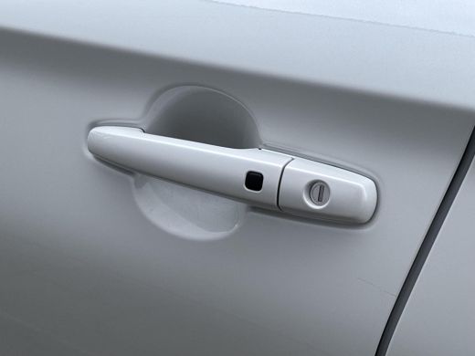 Suzuki Swift 1.2 Style Smart Hybrid Climate Control | Navigatiesysteem | Adaptieve Cruise Control | Stoelverwa... ActivLease financial lease