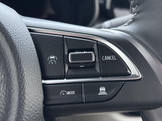 Suzuki Swift 1.2 Style Smart Hybrid Climate Control | Navigatiesysteem | Adaptieve Cruise Control | Stoelverwa... ActivLease financial lease