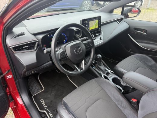 Toyota Corolla 1.8 Hybrid Executive **NAVIGATIE/ PARKEERSENSOREN/ KEYLESS/ 36 MAANDEN GARANTIE** ActivLease financial lease