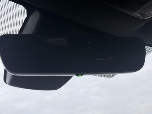 Toyota Corolla 1.8 Hybrid Executive **NAVIGATIE/ PARKEERSENSOREN/ KEYLESS/ 36 MAANDEN GARANTIE** ActivLease financial lease