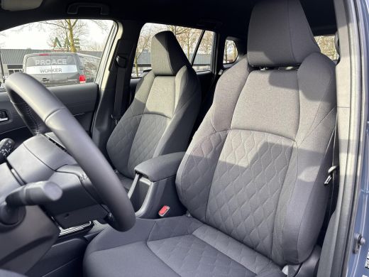 Toyota Corolla Cross Hybrid 140 Dynamic ActivLease financial lease