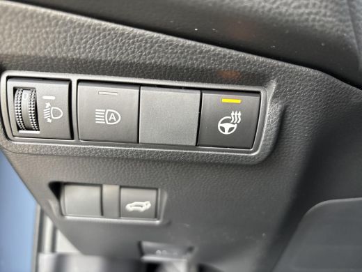 Toyota Corolla Cross Hybrid 140 Dynamic ActivLease financial lease