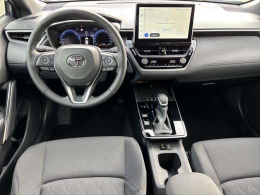 Toyota Corolla Cross Hybrid 140 Dynamic ActivLease financial lease