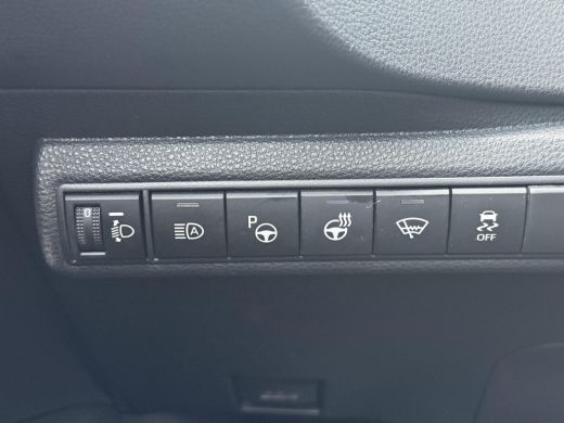 Toyota Corolla Touring Sports 1.8 Hybrid GR-Sport **NAVIGATIE/ HEAD-UP DISLPAY/ STOEL EN STUURWIELVERWARMING/ 36 MAANDEN GARANT... ActivLease financial lease