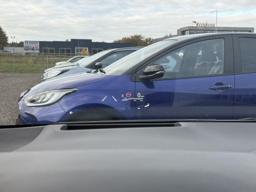 Toyota Corolla Touring Sports 1.8 Hybrid GR-Sport **NAVIGATIE/ HEAD-UP DISLPAY/ STOEL EN STUURWIELVERWARMING/ 36 MAANDEN GARANT... ActivLease financial lease