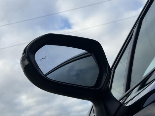 Toyota Corolla Touring Sports 1.8 Hybrid GR-Sport **NAVIGATIE/ HEAD-UP DISLPAY/ STOEL EN STUURWIELVERWARMING/ 36 MAANDEN GARANT... ActivLease financial lease