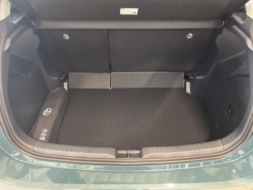 Toyota Yaris 1.5 Hybrid 115 Comfort | Uit voorraad leverbaar | ActivLease financial lease