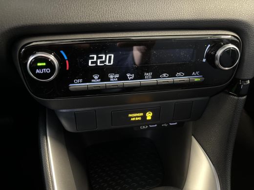 Toyota Yaris 1.5 Hybrid 115 Comfort | Uit voorraad leverbaar | ActivLease financial lease