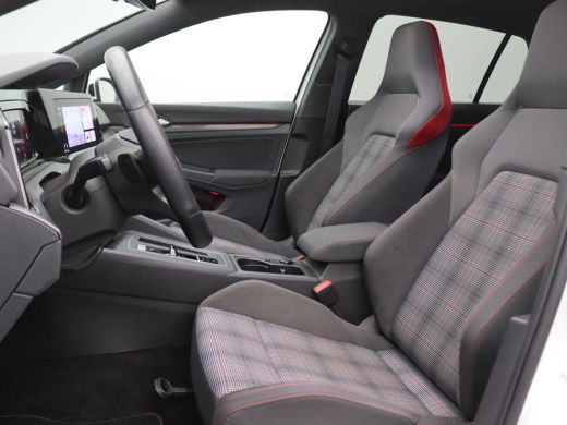 Volkswagen Golf 2.0 TSI GTI 245PK DSG Pano-Schuifdak, Matrix-LED, Head-up Display, Dodehoek Sensor, Achterruitrij... ActivLease financial lease