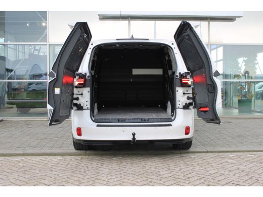 Volkswagen ID. Buzz Cargo Cargo 77 kWh 204 pk Dubbele Schuifdeur | Trekhaak | Carbolt Systeem | Alarm Klasse 3 | Bijrijders... ActivLease financial lease
