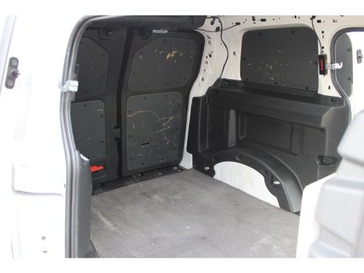 Volkswagen ID. Buzz Cargo Cargo 77 kWh 204 pk Dubbele Schuifdeur | Trekhaak | Carbolt Systeem | Alarm Klasse 3 | Bijrijders... ActivLease financial lease