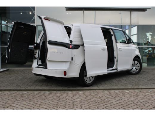 Volkswagen ID. Buzz Cargo Cargo 77 kWh 204 pk Dubbele Schuifdeur | Trekhaak | Carbolt Systeem | Alarm Klasse 3 | Bijrijders... ActivLease financial lease