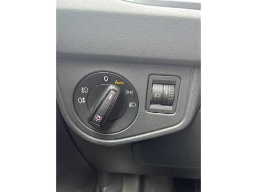 Volkswagen Polo 1.0 TSI 95 pk Highline | Navi | Carplay | Executive | Climate Control | PDC V+A | ActivLease financial lease