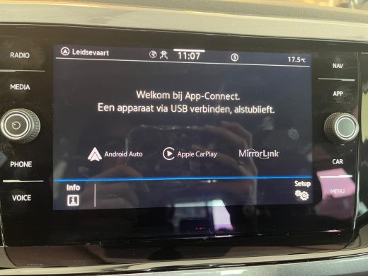 Volkswagen Polo 1.0 TSI 95 pk Highline | Navi | Carplay | Executive | Climate Control | PDC V+A | ActivLease financial lease