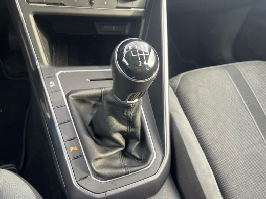 Volkswagen Polo 1.0 TSI 95 pk Highline | Navi | Carplay | Executive | Climate Control | PDC V+A | ActivLease financial lease