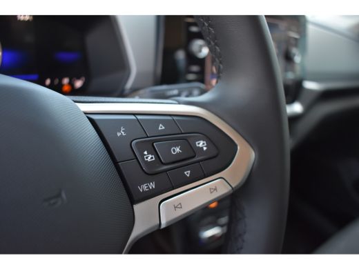 Volkswagen T-Cross Life Edition Inclusief €2000,- inruilvoordeel | 'App-Connect' draadloze smartphone integratie | 4... ActivLease financial lease